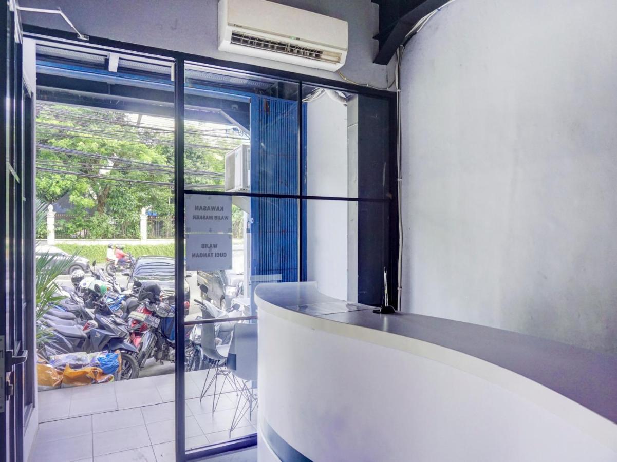 Oyo 1805 Fatmawati Mansion Syariah Hotell Jakarta Exteriör bild